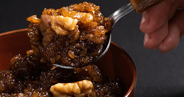 古早味招牌黑糖核桃桂圓米糕（無酒版）