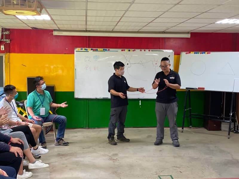 freecompress-張秀菊基金會彭俊雄主任介紹沙連墩戶外冒險學校的的營運方式
