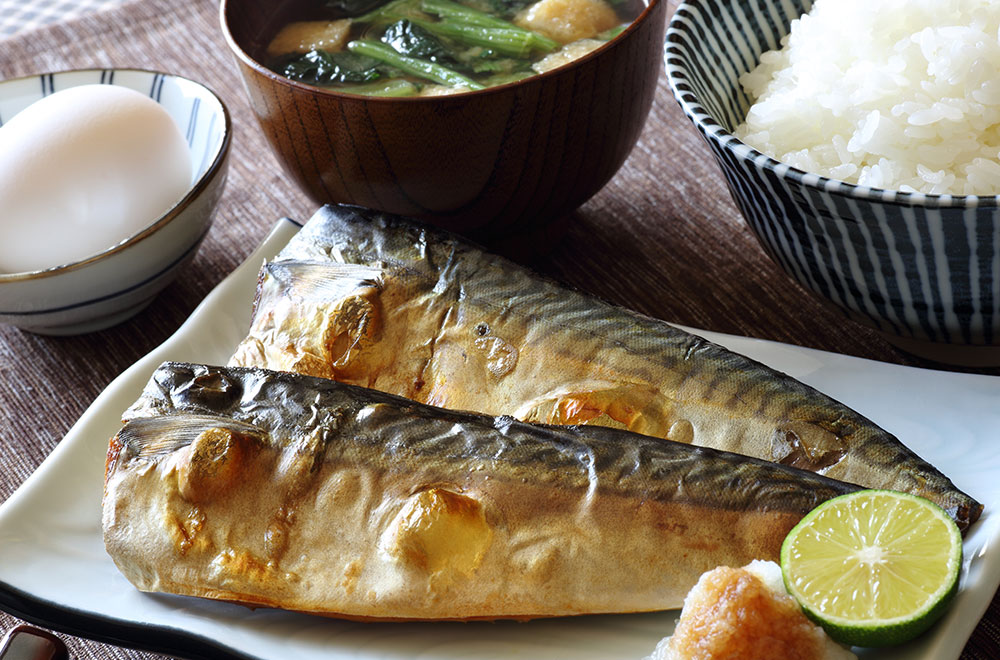 塩焼鯖魚定食餐